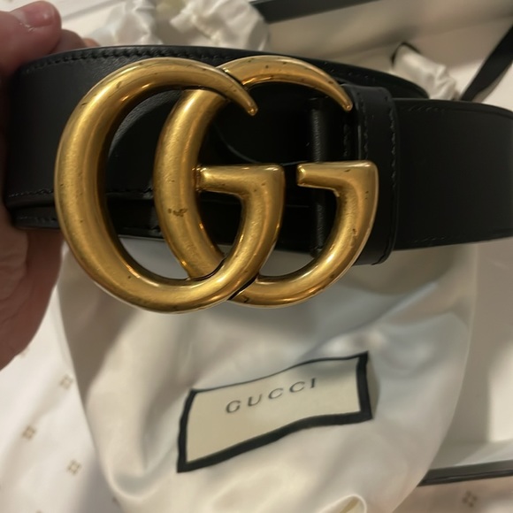 AUTHENTIC GUCCI LEATHER BELT WITH DOUBLE G BUCKLE - Picture 2 of 6